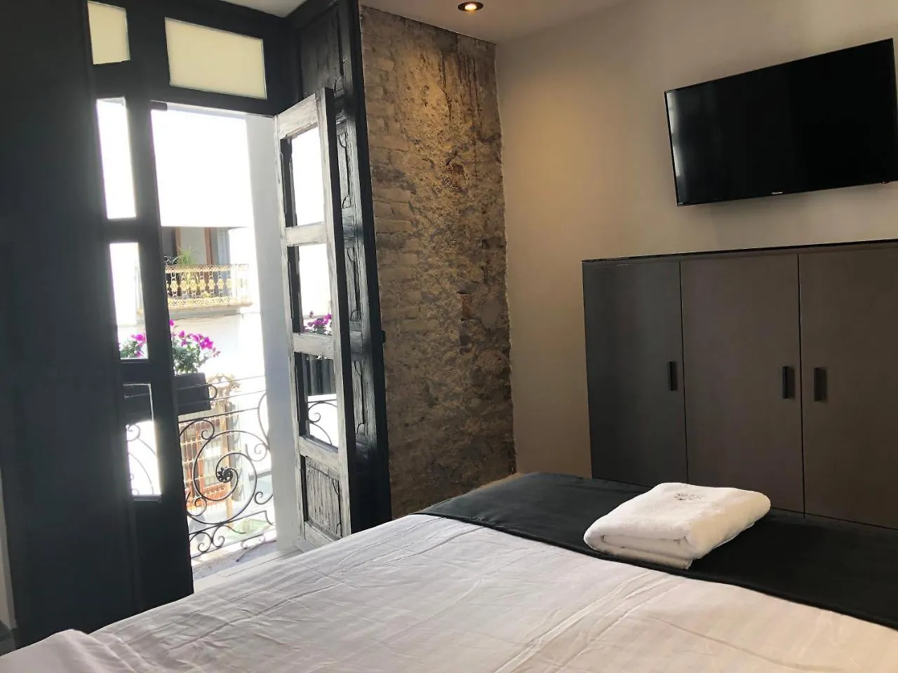 Hotel Isabel Puebla