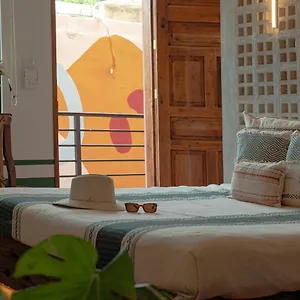 https://hiphipstay-the-colonial.tulum-hotels.net